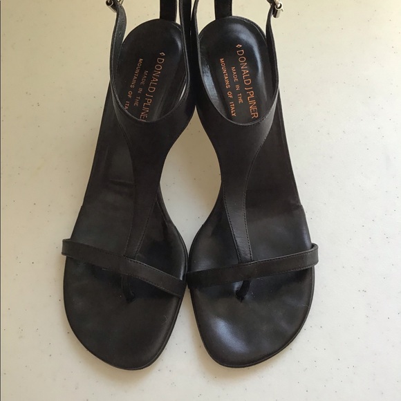 donald pliner sandals